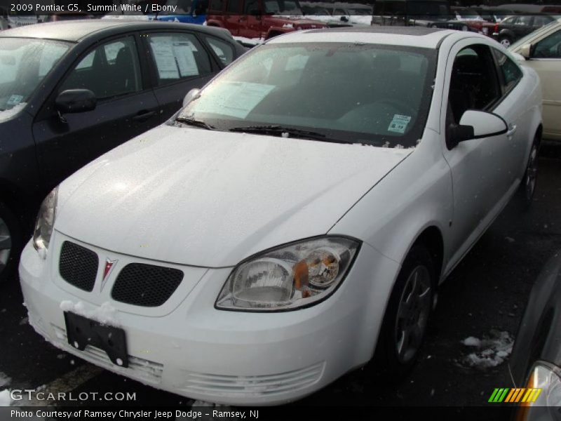Summit White / Ebony 2009 Pontiac G5