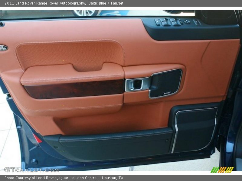 Door Panel of 2011 Range Rover Autobiography