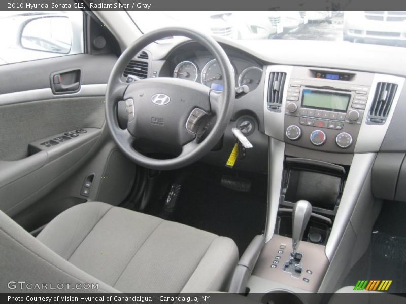 Radiant Silver / Gray 2010 Hyundai Sonata GLS