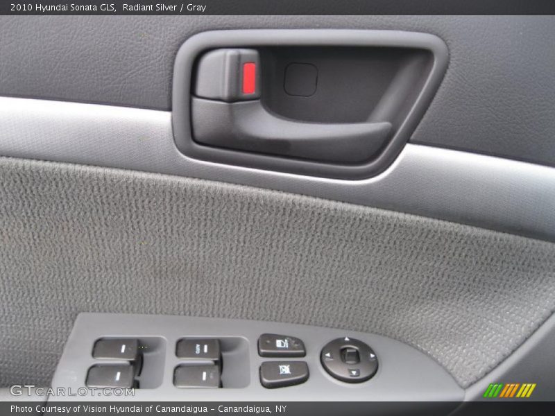 Radiant Silver / Gray 2010 Hyundai Sonata GLS