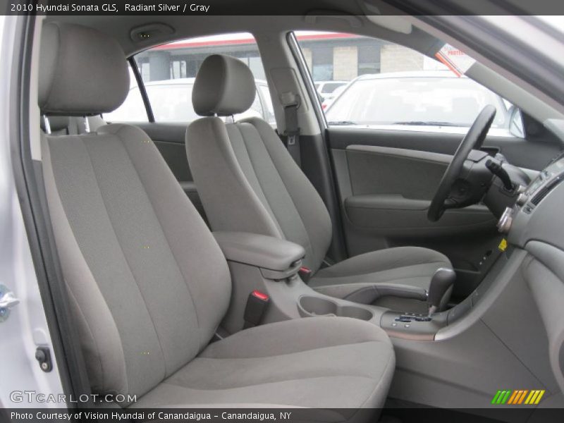 Radiant Silver / Gray 2010 Hyundai Sonata GLS