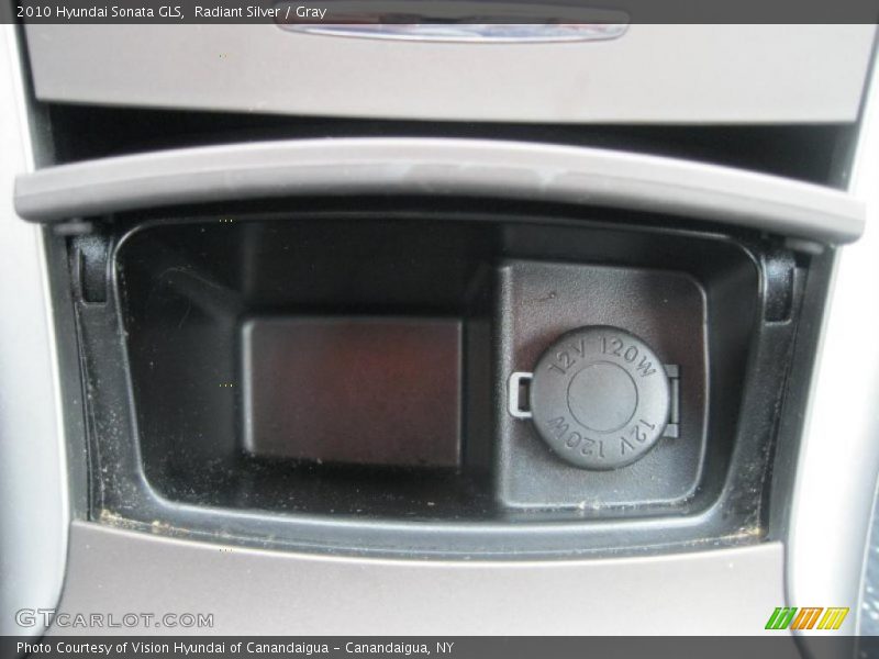 Radiant Silver / Gray 2010 Hyundai Sonata GLS