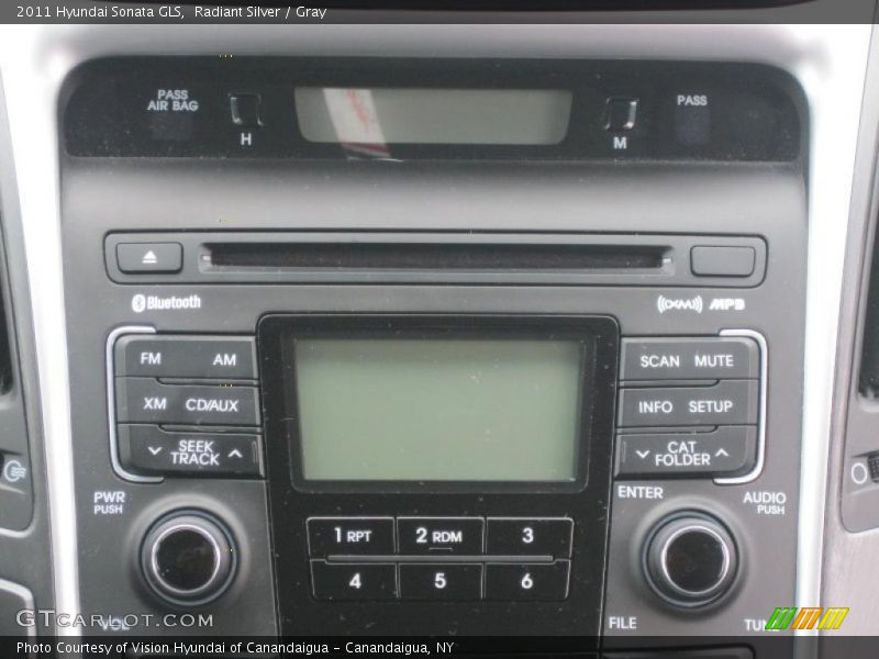 Radiant Silver / Gray 2011 Hyundai Sonata GLS