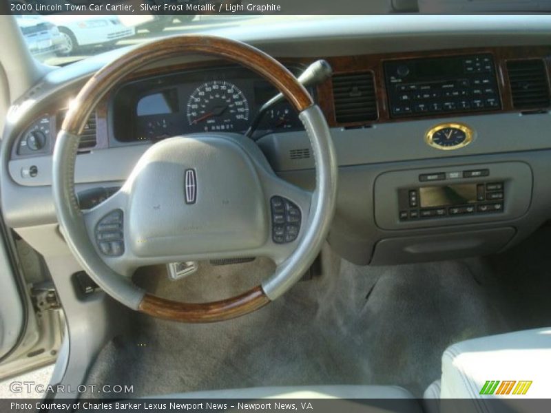 Silver Frost Metallic / Light Graphite 2000 Lincoln Town Car Cartier