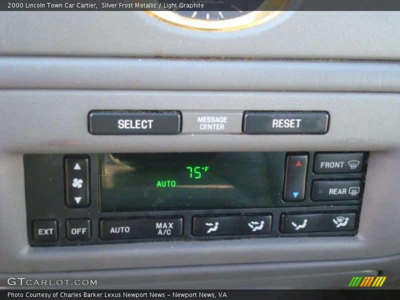 Silver Frost Metallic / Light Graphite 2000 Lincoln Town Car Cartier