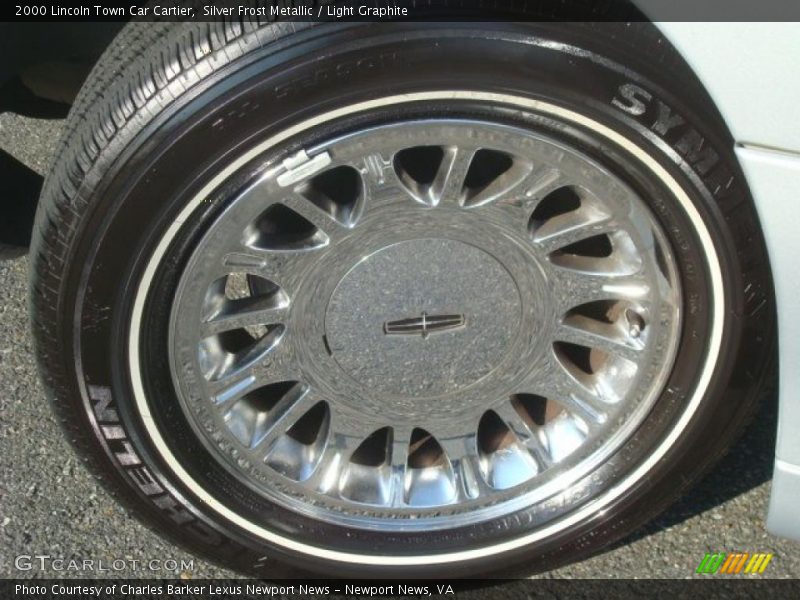 Silver Frost Metallic / Light Graphite 2000 Lincoln Town Car Cartier
