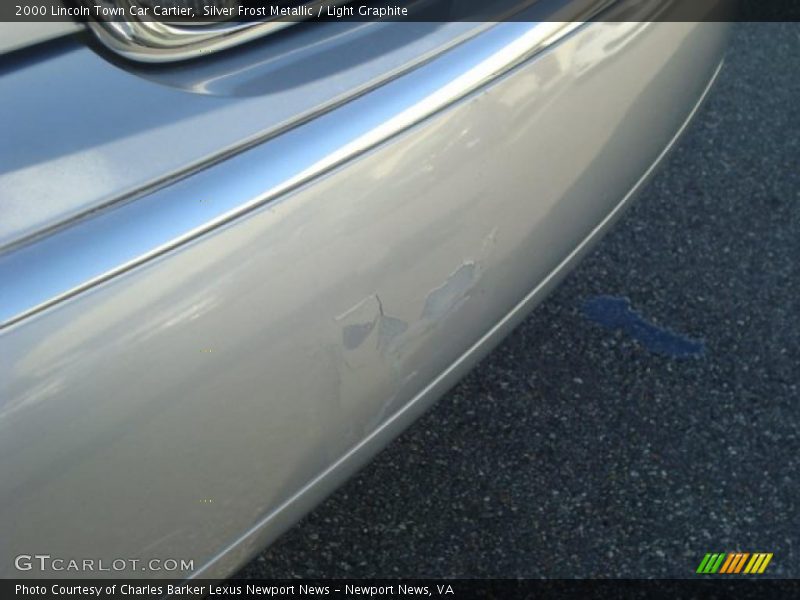 Silver Frost Metallic / Light Graphite 2000 Lincoln Town Car Cartier