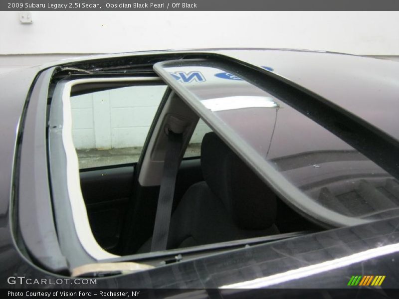 Obsidian Black Pearl / Off Black 2009 Subaru Legacy 2.5i Sedan