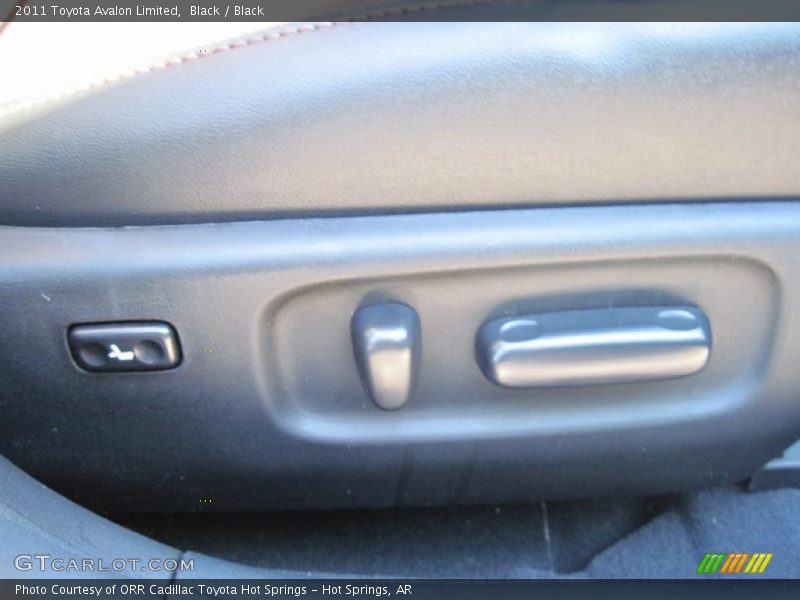 Black / Black 2011 Toyota Avalon Limited