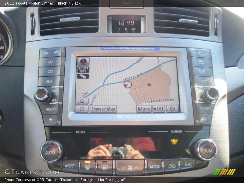 Black / Black 2011 Toyota Avalon Limited