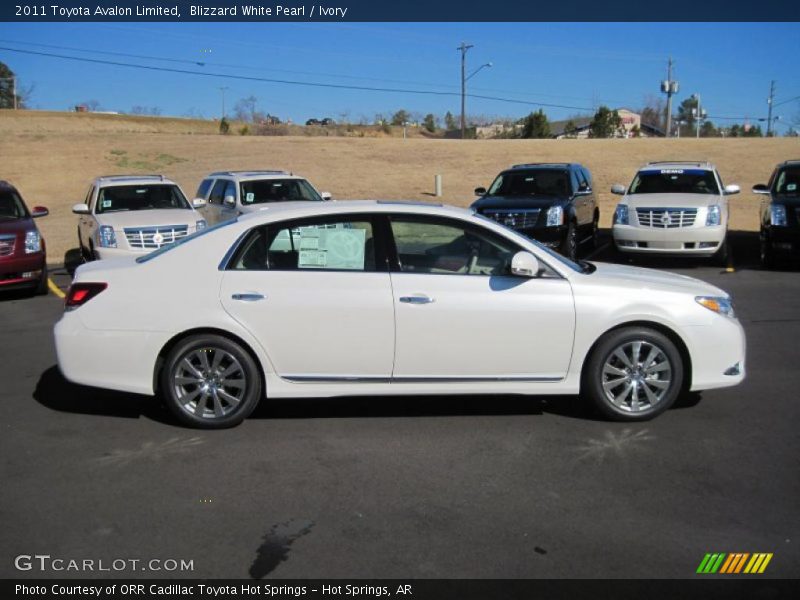 Blizzard White Pearl / Ivory 2011 Toyota Avalon Limited