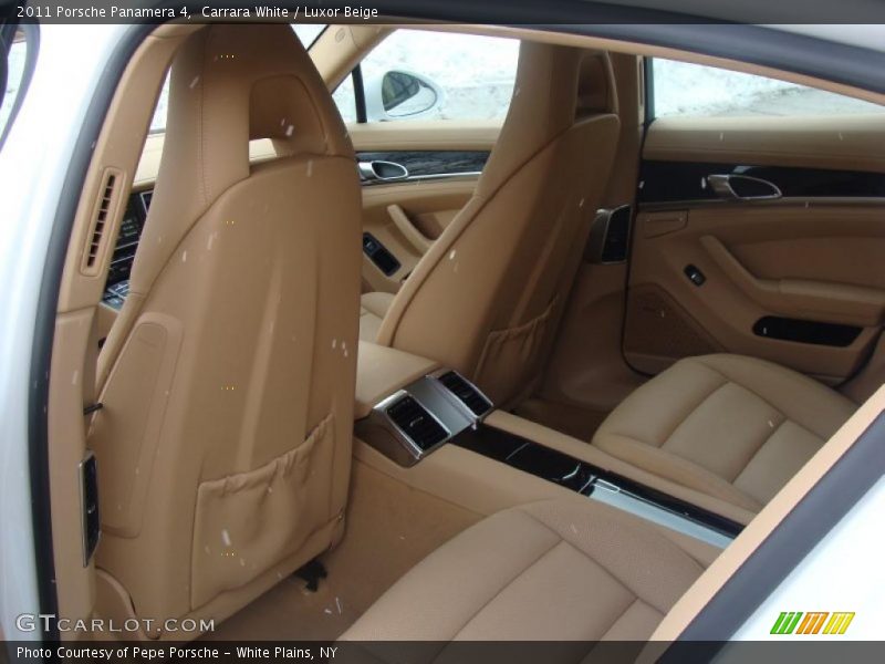Carrara White / Luxor Beige 2011 Porsche Panamera 4