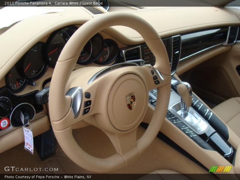 Carrara White / Luxor Beige 2011 Porsche Panamera 4