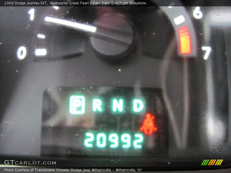 Melbourne Green Pearl / Dark Slate Gray/Light Graystone 2009 Dodge Journey SXT