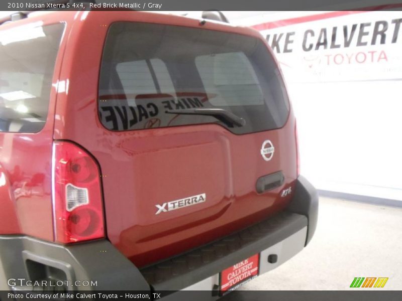 Red Brick Metallic / Gray 2010 Nissan Xterra S 4x4