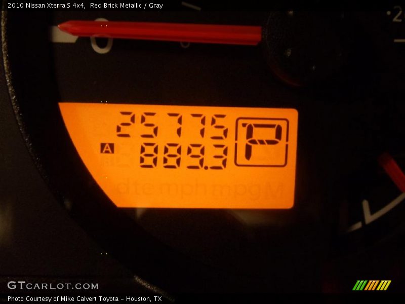 Red Brick Metallic / Gray 2010 Nissan Xterra S 4x4
