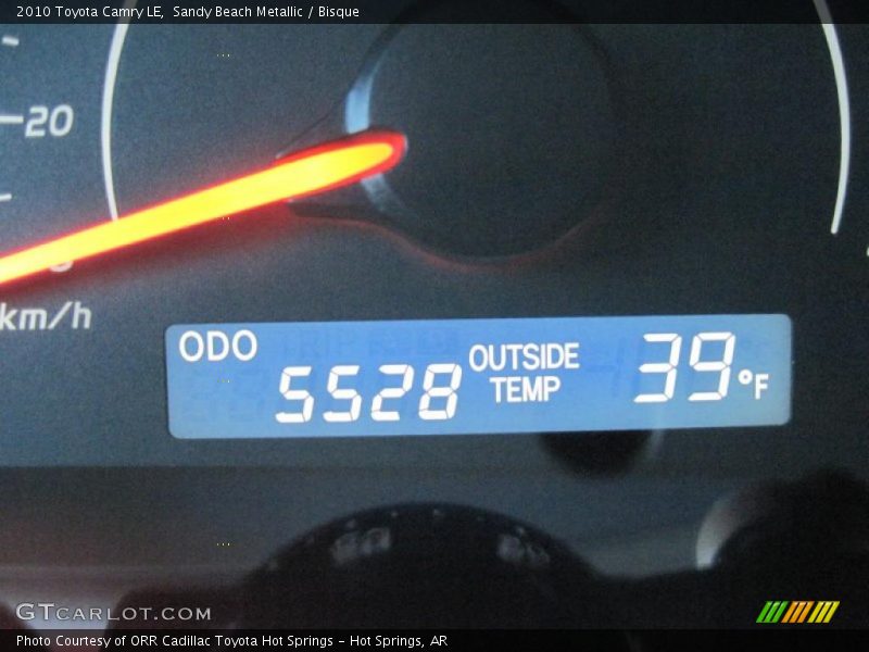 Sandy Beach Metallic / Bisque 2010 Toyota Camry LE