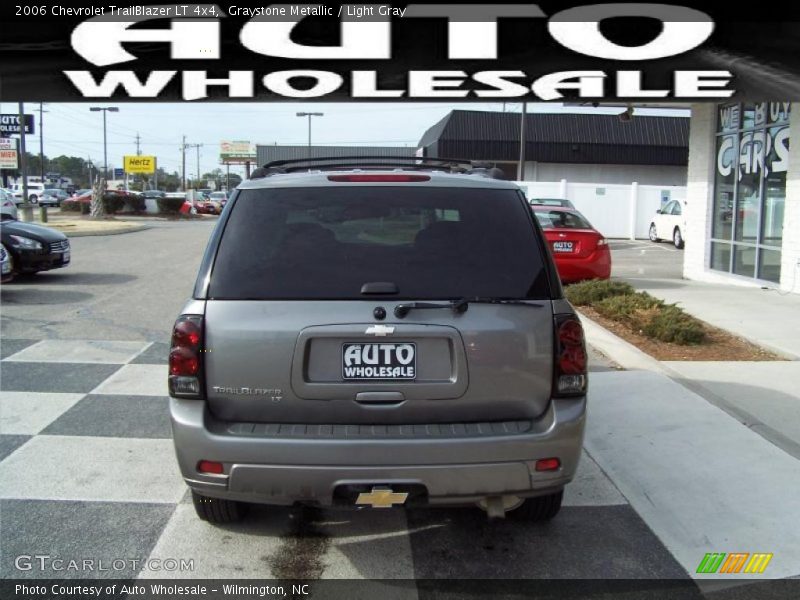 Graystone Metallic / Light Gray 2006 Chevrolet TrailBlazer LT 4x4