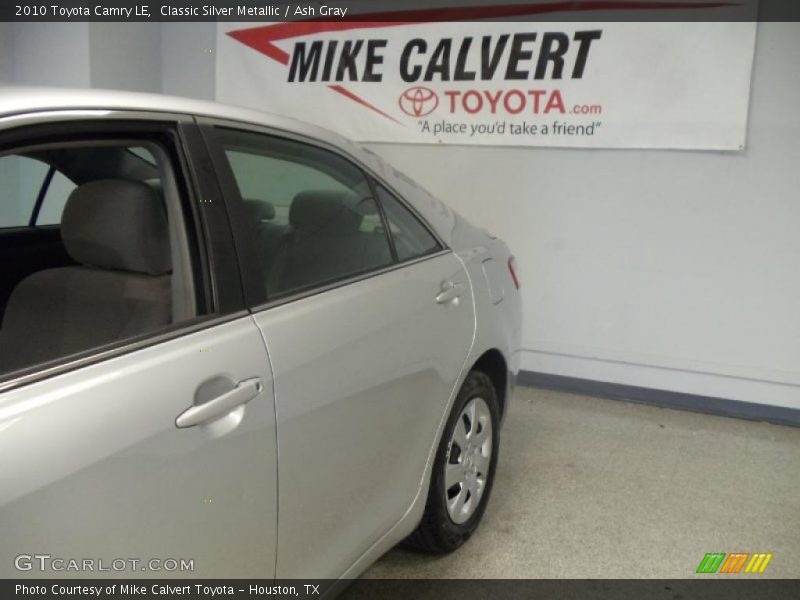 Classic Silver Metallic / Ash Gray 2010 Toyota Camry LE