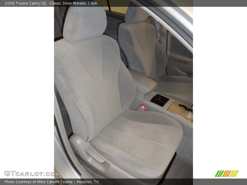 Classic Silver Metallic / Ash 2009 Toyota Camry LE