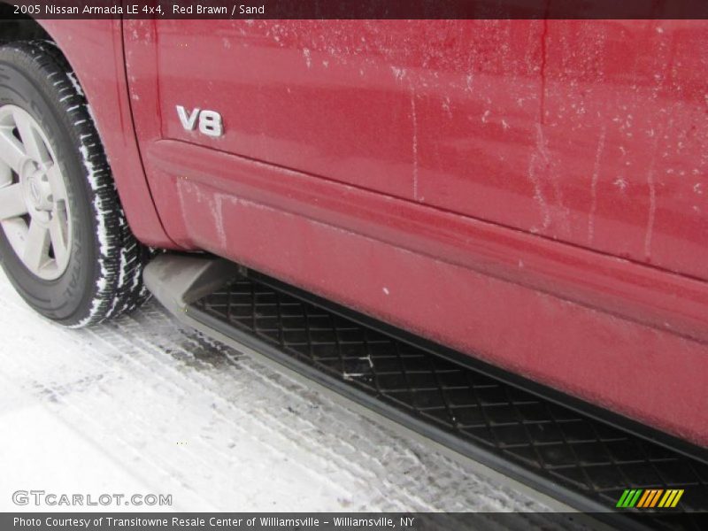 Red Brawn / Sand 2005 Nissan Armada LE 4x4