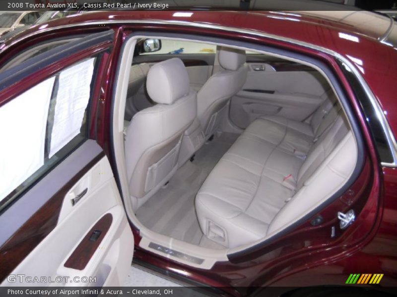 Cassis Red Pearl / Ivory Beige 2008 Toyota Avalon XLS