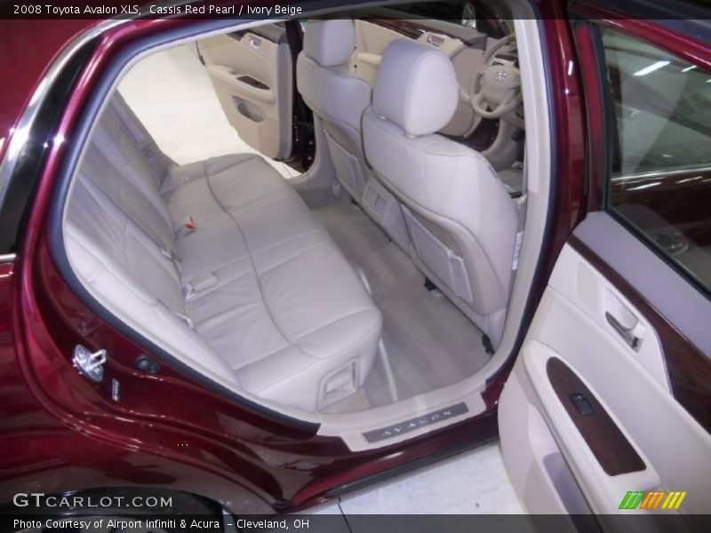 Cassis Red Pearl / Ivory Beige 2008 Toyota Avalon XLS