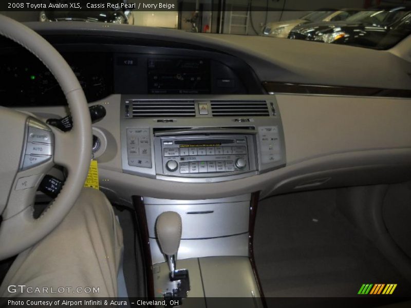 Cassis Red Pearl / Ivory Beige 2008 Toyota Avalon XLS