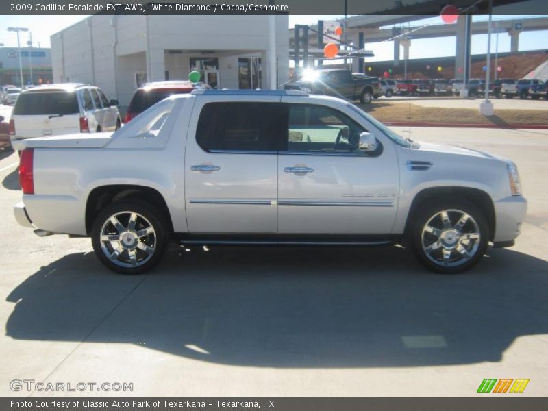 White Diamond / Cocoa/Cashmere 2009 Cadillac Escalade EXT AWD