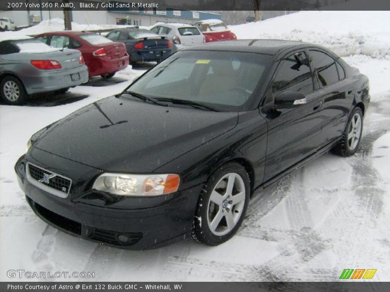 Front 3/4 View of 2007 S60 R AWD