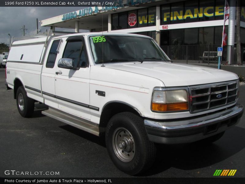 Oxford White / Grey 1996 Ford F250 XL Extended Cab 4x4