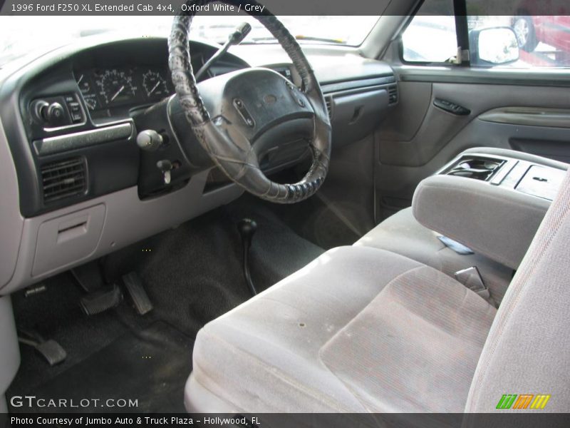 Oxford White / Grey 1996 Ford F250 XL Extended Cab 4x4