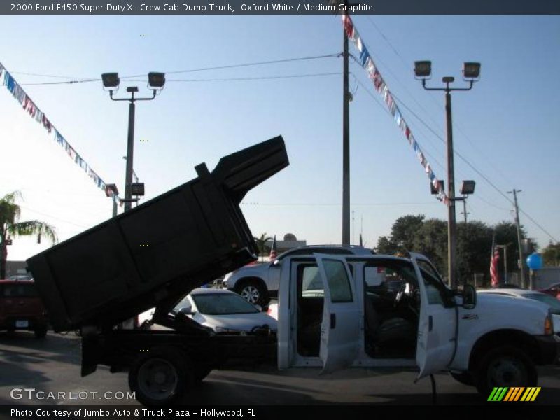 Oxford White / Medium Graphite 2000 Ford F450 Super Duty XL Crew Cab Dump Truck