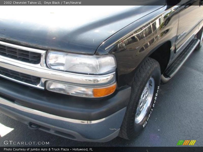 Onyx Black / Tan/Neutral 2002 Chevrolet Tahoe LS