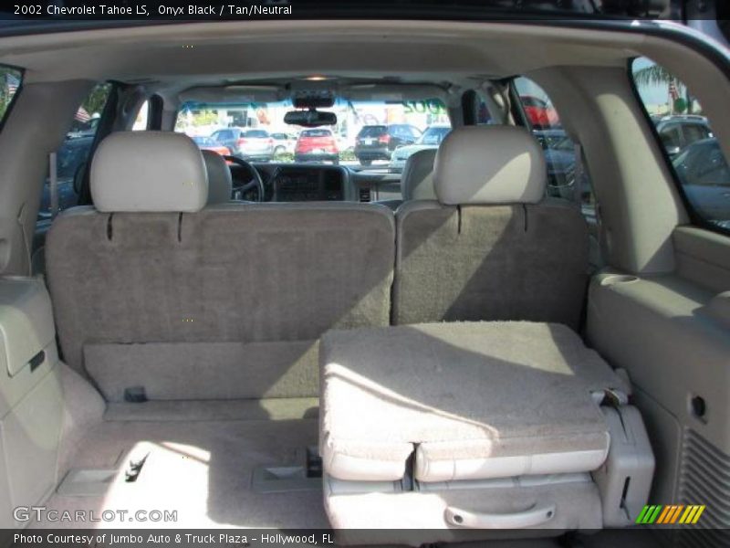 Onyx Black / Tan/Neutral 2002 Chevrolet Tahoe LS