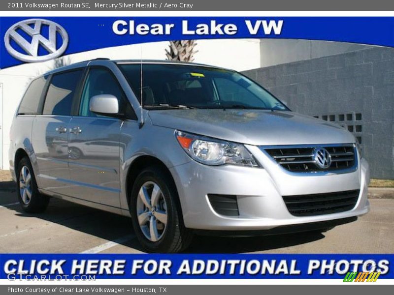 Mercury Silver Metallic / Aero Gray 2011 Volkswagen Routan SE