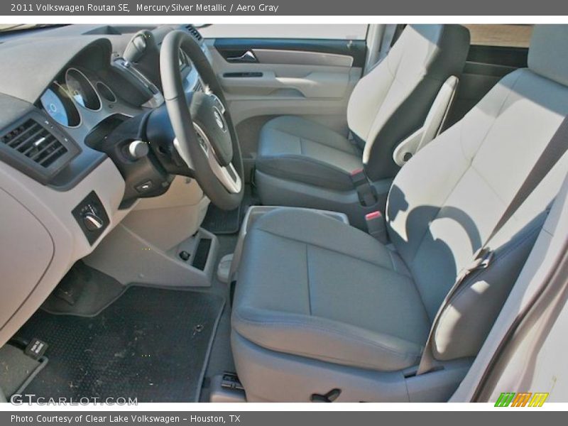 Mercury Silver Metallic / Aero Gray 2011 Volkswagen Routan SE