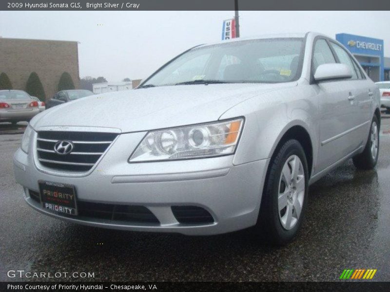 Bright Silver / Gray 2009 Hyundai Sonata GLS