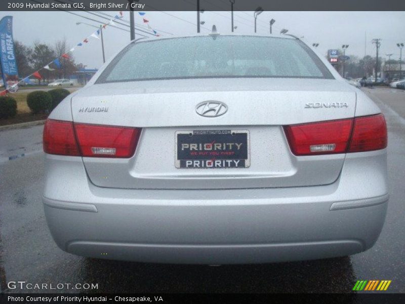 Bright Silver / Gray 2009 Hyundai Sonata GLS