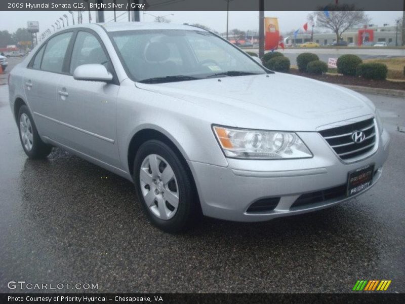 Bright Silver / Gray 2009 Hyundai Sonata GLS