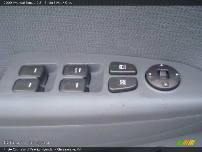 Bright Silver / Gray 2009 Hyundai Sonata GLS