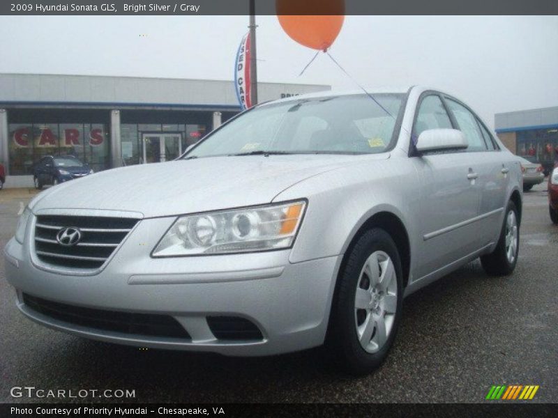 Bright Silver / Gray 2009 Hyundai Sonata GLS