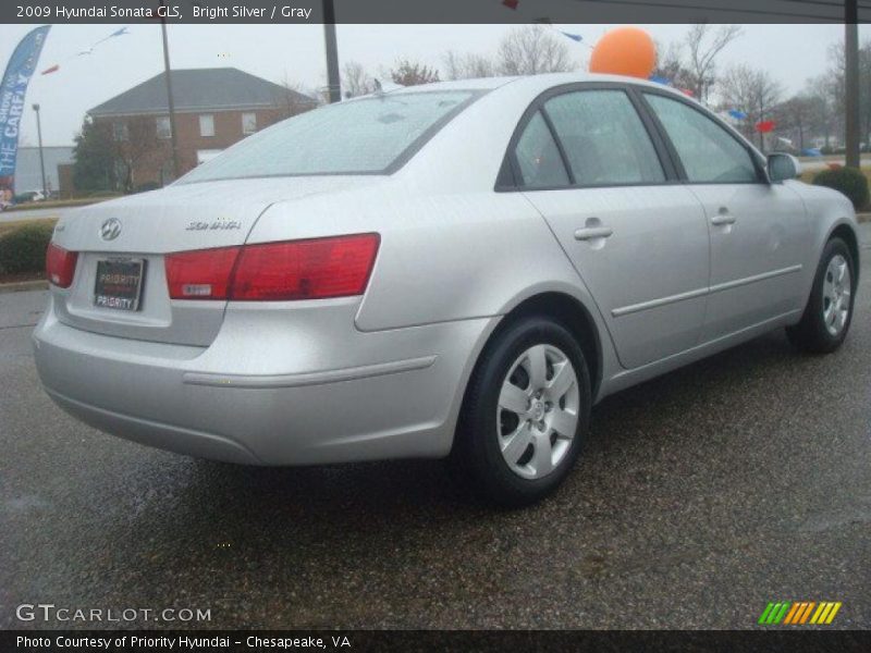 Bright Silver / Gray 2009 Hyundai Sonata GLS