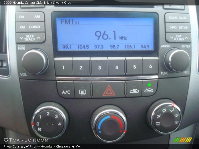 Bright Silver / Gray 2009 Hyundai Sonata GLS