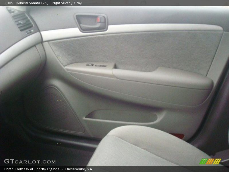 Bright Silver / Gray 2009 Hyundai Sonata GLS