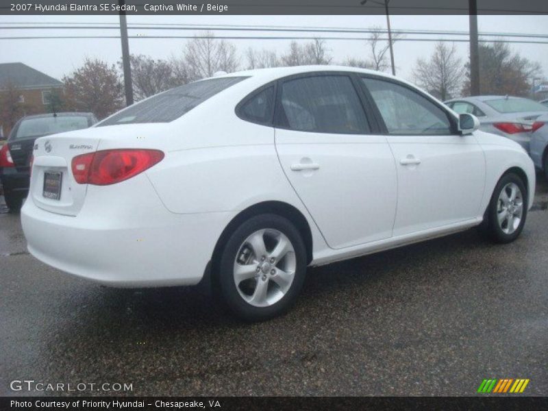 Captiva White / Beige 2007 Hyundai Elantra SE Sedan