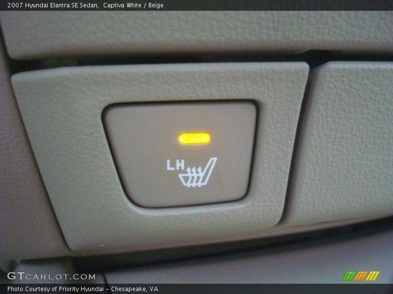 Captiva White / Beige 2007 Hyundai Elantra SE Sedan