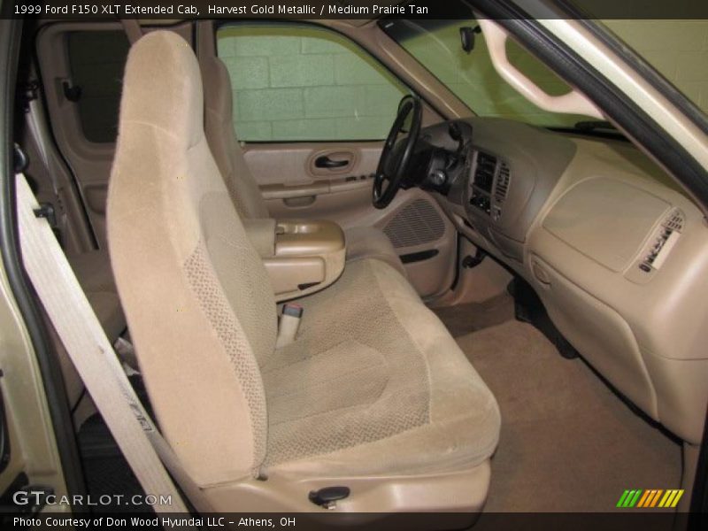 Harvest Gold Metallic / Medium Prairie Tan 1999 Ford F150 XLT Extended Cab