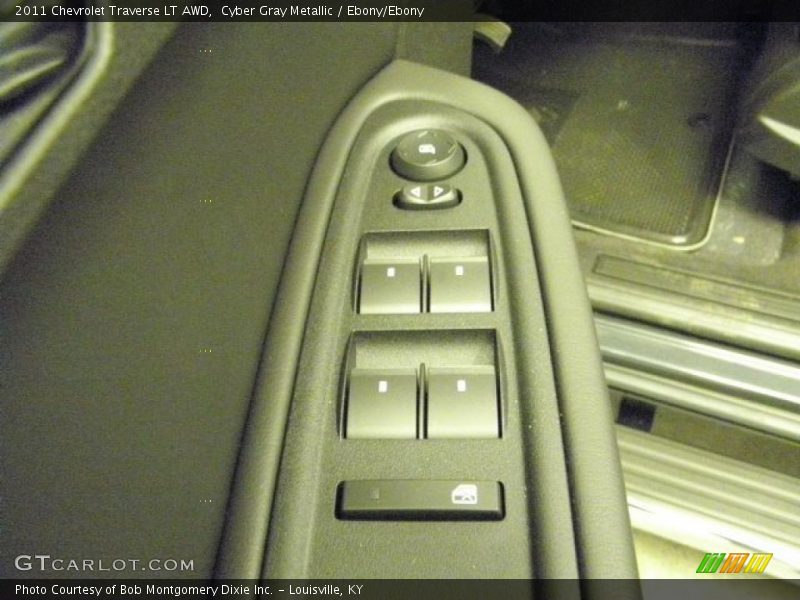 Cyber Gray Metallic / Ebony/Ebony 2011 Chevrolet Traverse LT AWD