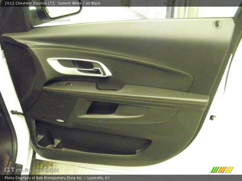 Summit White / Jet Black 2011 Chevrolet Equinox LTZ